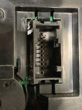 Load image into Gallery viewer, FRONT TEMPERATURE CONTROLS Land Rover Range Rover 10 11 12 - NW261357
