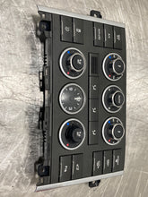 Load image into Gallery viewer, FRONT TEMPERATURE CONTROLS Land Rover Range Rover 10 11 12 - NW261357
