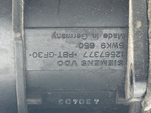 Load image into Gallery viewer, Mass Air Flow Sensor Meter MAF Cadillac SRX STS 04 05 06 - NW4464
