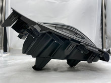 Load image into Gallery viewer, Info-Gps Screen  LEXUS HS250H 2011 - NW220142
