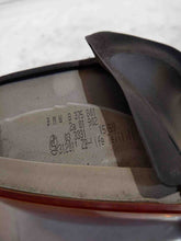 Load image into Gallery viewer, OUTER TAIL LIGHT LAMP 323i 323ic 325ci 325i 330ci 330i 330xi 00-03 Left - NW246814
