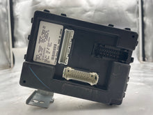 Load image into Gallery viewer, BODY CONTROL COMPUTER Nissan Murano 2005 05 - NW31838
