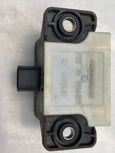 Load image into Gallery viewer, SUSPENSION CONTROL MODULE COMPUTER Pilot Ridgeline 2005-2014 - NW32689
