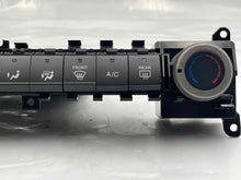 Load image into Gallery viewer, TEMPERATURE CONTROLS Honda Accord 08 09 10 11 12 - NW261222
