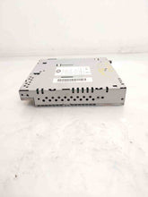 Load image into Gallery viewer, RADIO Land Rover Range Rover 05 06 07 08 09 AM FM CD - NW232683
