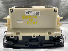 Load image into Gallery viewer, FRONT TEMPERATURE CONTROLS Honda Pilot 2012 12 - NW261235
