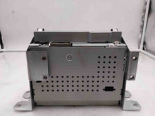 Load image into Gallery viewer, RADIO RECEIVER Land Rover LR2 2008 08 2009 09 2010 10 2011 11 2012 12 - NW137895
