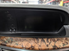 Load image into Gallery viewer, INFO-GPS SCREEN CL550 CL600 CL63 CL65 S450 Cdn S550 S600 S63 07-09 - NW453349
