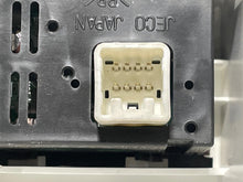 Load image into Gallery viewer, INFO-GPS SCREEN Toyota Avalon 2005 05 2006 06 2007 07 - NW220203
