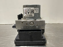 Load image into Gallery viewer, ABS ANTI-LOCK BRAKE PUMP Hyundai Elantra 2017 17 2018 18 - NW220563
