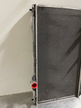 Load image into Gallery viewer, RADIATOR Lexus IS250 IS350 06 07 08 09 10 11 12 13 14 15 - NW132294
