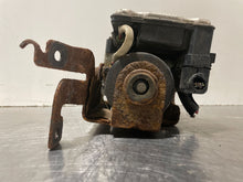 Load image into Gallery viewer, ABS PUMP Trailblazer Envoy Bravada 2002 02 2003 03 4x4 4x2 - NW219541
