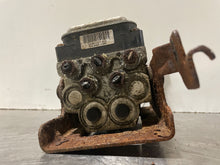 Load image into Gallery viewer, ABS PUMP Trailblazer Envoy Bravada 2002 02 2003 03 4x4 4x2 - NW219541
