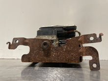 Load image into Gallery viewer, ABS PUMP Trailblazer Envoy Bravada 2002 02 2003 03 4x4 4x2 - NW219541
