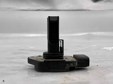 Load image into Gallery viewer, Mass Air Flow Sensor Meter MAF Sequoia Tundra 00 01 02 03 04 - NW5604
