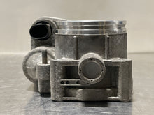 Load image into Gallery viewer, THROTTLE BODY BMW 325i 2002 02 2003 03 2004 04 05 06 - NW246340
