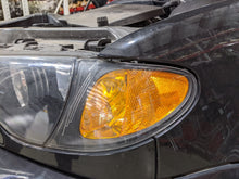 Load image into Gallery viewer, Fog Light BMW 320i 330i 325i 2002 02 2003 03 2004 04 2005 05 - NW255234
