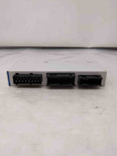 Load image into Gallery viewer, BODY CONTROL MODULE BMW 320i 330i M3 X3 2001 01 - 07 - NW233797
