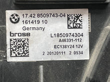 Load image into Gallery viewer, RADIATOR FAN ASSEMBLY 550i 550i Gt 650i 750 HYBRID 750i 750il 09-15 - NW246563
