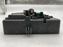 Load image into Gallery viewer, FUSE BOX Cooper Mini 1 Clubman 2008 08 2009 09 - NW29940
