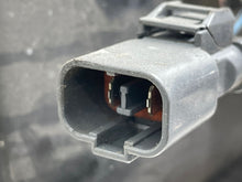 Load image into Gallery viewer, CONDENSER FAN ASSEMBLY Honda Pilot 2006 06 2007 07 2008 08 - NW64106
