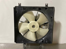 Load image into Gallery viewer, RADIATOR FAN ASSEMBLY Honda Accord 2005 05 2006 06 2007 07 3.0L - NW63976

