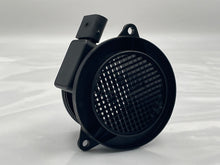 Load image into Gallery viewer, Mass Air Flow Sensor Meter MAF C230 C240 C32 C320 C55 03-05 - NW5284
