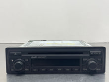 Load image into Gallery viewer, Radio Audi TT 2001 01 2002 02 2003 03 AM FM CD - NW494572
