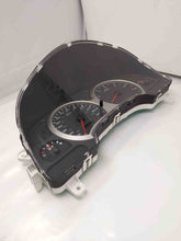 Load image into Gallery viewer, Speedometer Cluster Chevrolet Equinox 2005 - NW158675
