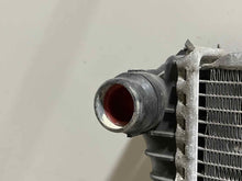 Load image into Gallery viewer, RADIATOR Audi Q7 2007 07 2008 08 2009 09 2010 10 - NW131923
