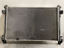 Load image into Gallery viewer, RADIATOR Chrysler Pacifica 2004 04 2005 05 2006 06 - NW132078
