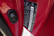 Load image into Gallery viewer, THROTTLE BODY Lexus IS250 GS300 2006 06 2007 07 2008 08 2009 09 10 11 - NW178224
