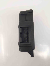 Load image into Gallery viewer, SUSPENSION CONTROL MODULE COMPUTER Kia Sorento 11 12 13 - NW235668
