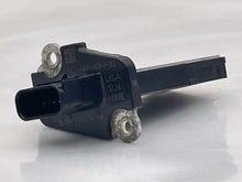 Load image into Gallery viewer, Mass Air Flow Sensor Meter MAF Crown Victoria E150 Van E250 04-14 - NW4678
