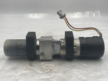 Load image into Gallery viewer, Convertible Top Motor Ford Mustang 2012 - NW242338
