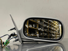 Load image into Gallery viewer, Side View Door Mirror Cadillac Seville 2002 - NW51320
