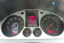 Load image into Gallery viewer, SPEEDOMETER CLUSTER Volkswagen Passat 2006 06 2007 07 - NW162236

