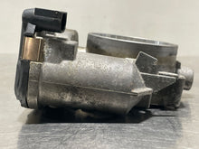 Load image into Gallery viewer, THROTTLE BODY CLK430 CLK500 ML500 SL55 01 - 06 - NW178409

