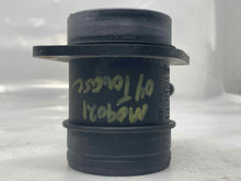 Load image into Gallery viewer, Mass Air Flow Sensor Meter MAF Q7 Beetle Golf Golf Cabriolet 00-11 - NW5694
