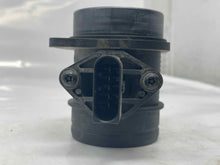 Load image into Gallery viewer, Mass Air Flow Sensor Meter MAF Q7 Beetle Golf Golf Cabriolet 00-11 - NW5694
