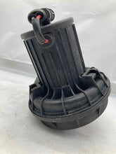 Load image into Gallery viewer, AIR INJECTION PUMP SMOG Audi TT A4 A6 Golf Toureg Jetta 00 01 02 03 04 05 - 09 - NW8303
