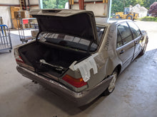 Load image into Gallery viewer, CARRIER ASSEMBLY Mercedes S420 1996 96 1997 97 98 99 - NW241005
