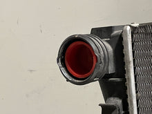 Load image into Gallery viewer, RADIATOR C230 C250 C300 C350 C63 E350 E550 E63 GLK350 SLK250 08-15 AT - NW230577
