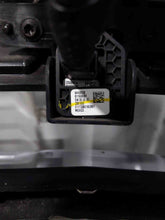 Load image into Gallery viewer, Grille  SILVERADO 1500 PICKUP 2019 - NW260829
