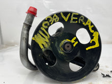 Load image into Gallery viewer, Power Steering Pump Hyundai Veracruz 2011 - NW240875
