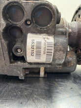 Load image into Gallery viewer, CARRIER ASSEMBLY Volvo XC90 2003 03 04 05 06 07 - NW241102
