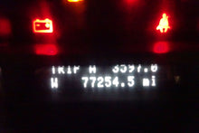 Load image into Gallery viewer, Speedometer Cluster Lincoln MKZ 2007 - NW159187
