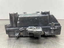 Load image into Gallery viewer, INFO-GPS SCREEN Mercedes-Benz E350 E550 E63 2010 10 2011 11 - NW220166

