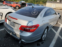 Load image into Gallery viewer, CARRIER ASSEMBLY CLS400 CLS550 E300 E350 E400 E550 E63 10-16 RWD - NW240958
