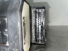 Load image into Gallery viewer, ABS PUMP Toyota Camry 2002 02 2003 03 - NW221684
